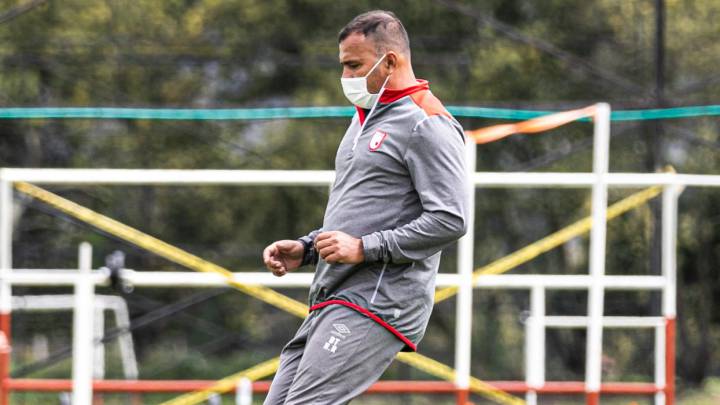 Harold Rivera, DT de Santa Fe