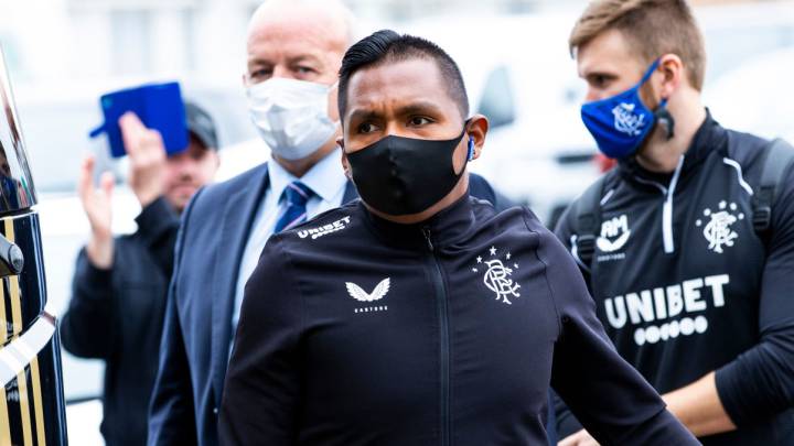 Alfredo Morelos tendría que dejar Rangers, según Brian Laudrup