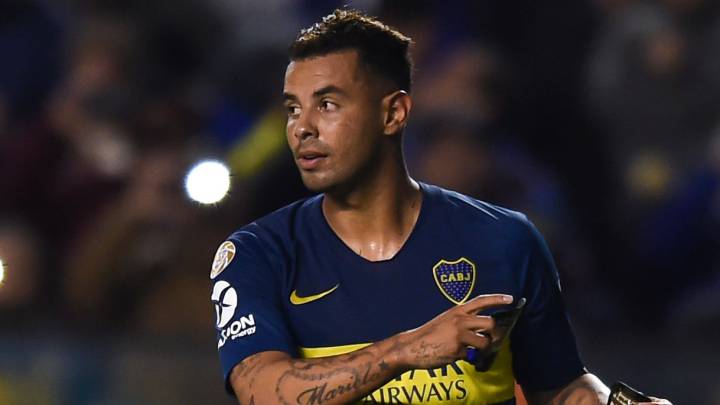 Boca quiere tener a Cardona en la burbuja cuanto antes