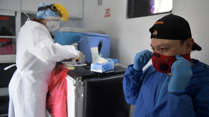 Prueba colombiana que detecta el covid-19 en la saliva