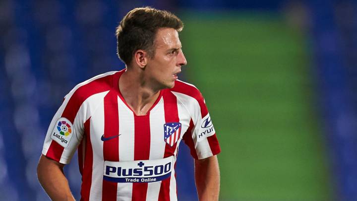 Santiago Arias podría salir del Atlético de Madrid. Everton mostró el interés por el colombiano