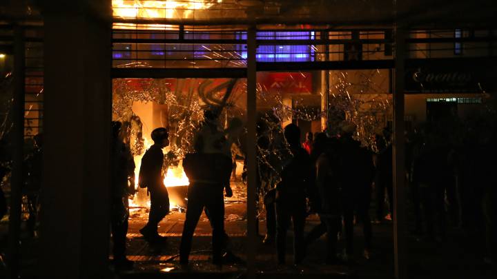 Al menos siete personas fallecieron en la ciudad de Bogotá tras los disturbios generados tras la muerte de Javier Ordóñez tras una intervención policial