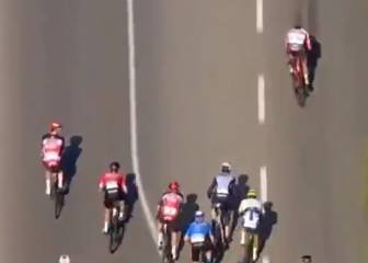 El fuerte sprint de Gaviria para ganar el Giro de la Toscana