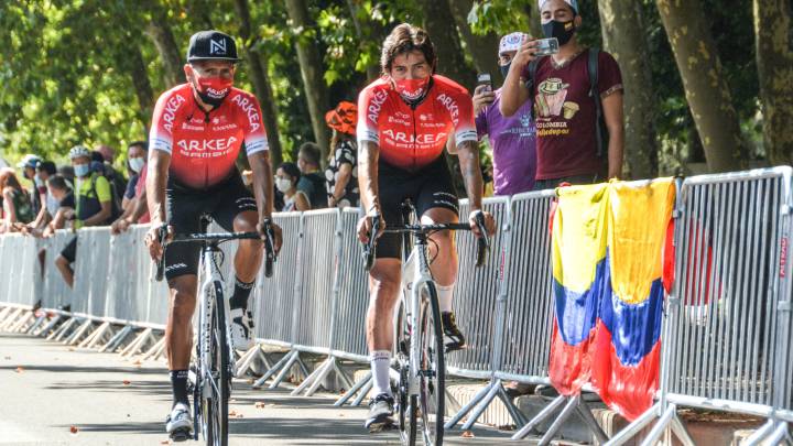 La agencia de representación de Nairo Quintana, entregó un comunicado, luego de que se supiera de la redada que realizó la policía francesa en la etapa 17