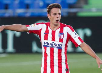 Leverkusen se acerca a Arias en la lucha de varios grandes