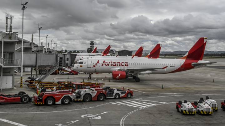 A la esper de la fecha para el regreso de los vuelos desde Colombia a Europa