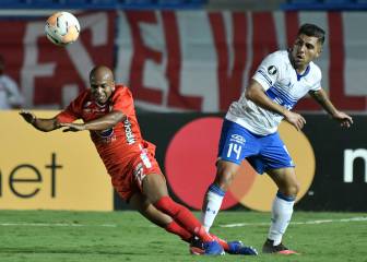 América no pasa de un empate y complica su clasificación