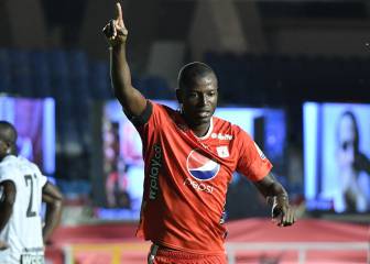 Adrián Ramos anota y América vuelve a los ocho mejores