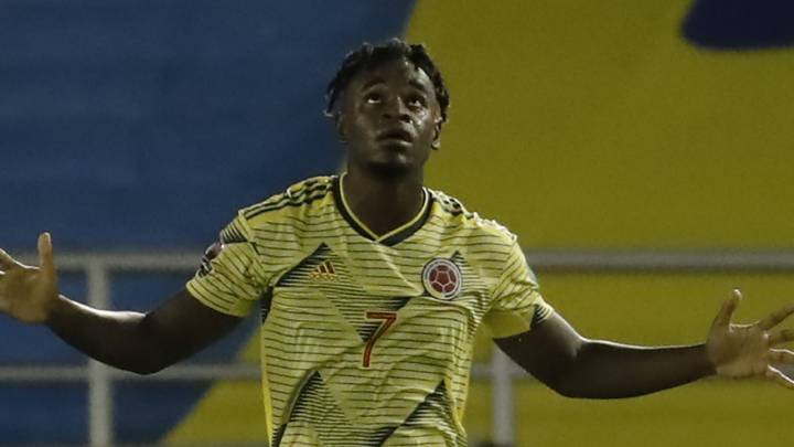 Duván Zapata habló del triunfo de Colombia ante Venezuela por las Eliminatorias