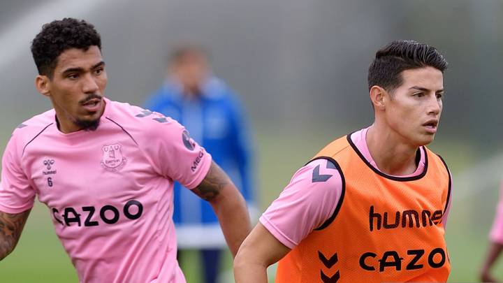 Allan y James entrenan con Everton