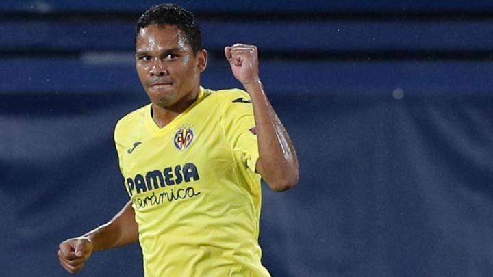 Carlos Bacca festeja su gol ante Sivasspor