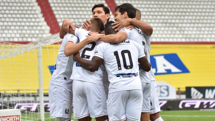 Once Caldas gana y se afianza en el grupo de los ocho