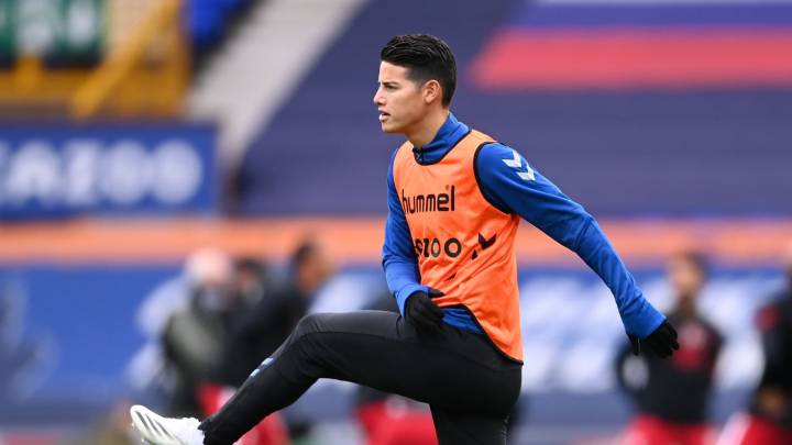 ¿James Rodríguez juega hoy en el Southampton vs Everton por Premier League?