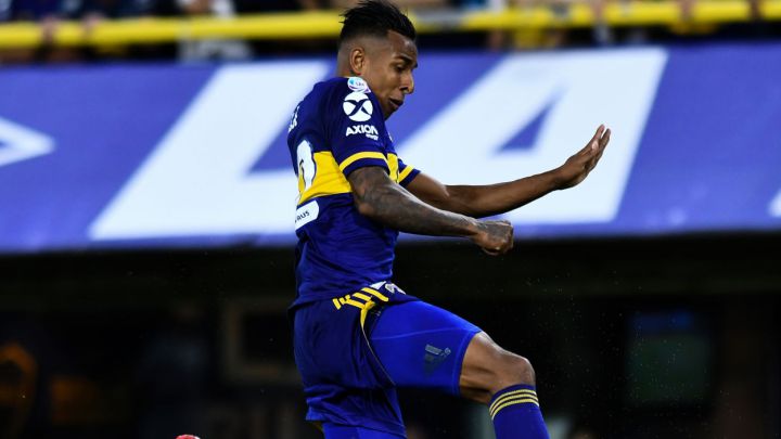 Sebastián Villa ante Godoy Cruz