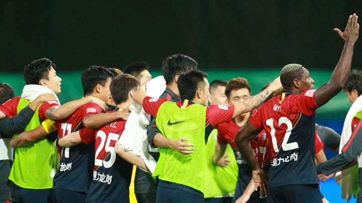Equipo de Quintero salva la categoría en el fútbol chino
