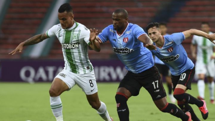 Nacional visita a River Plate