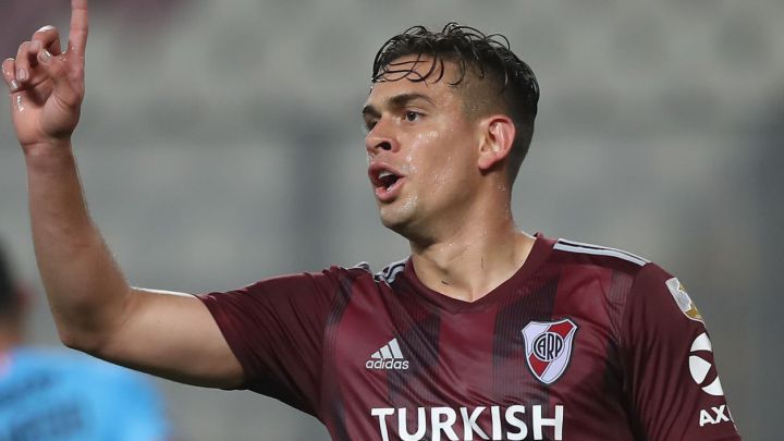 Rafael Santos Borré, positivo por COVID-19.