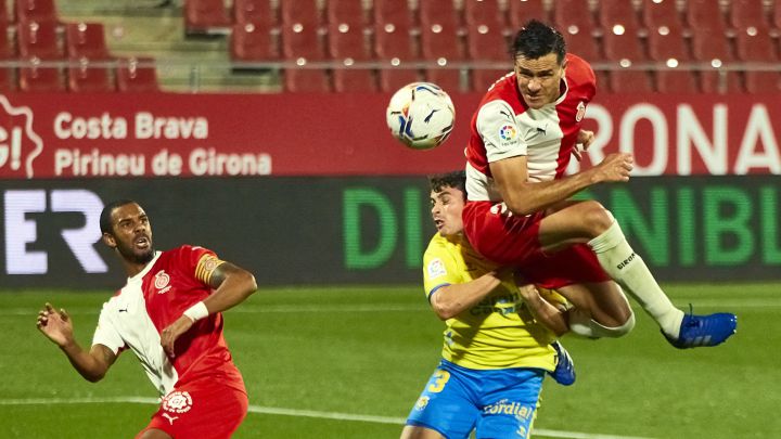 Cabezazo de Bernardo Espinosa para anotar ante Las Palmas