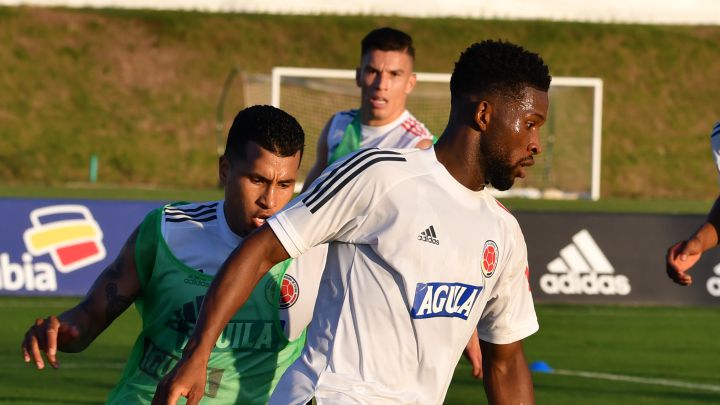 Competencia entre Jefferson Lerma y Matheus Uribe por un lugar en el mediocampo de la Selección Colombia.