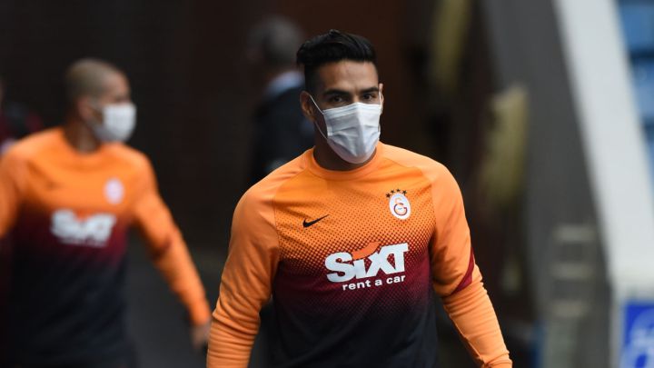 Mustafa Cengiz, presidente del Galatasaray, señaló en rueda de prensa que Falcao seguirá en el equipo turco a pesar de los rumores que lo ponen en la MLS