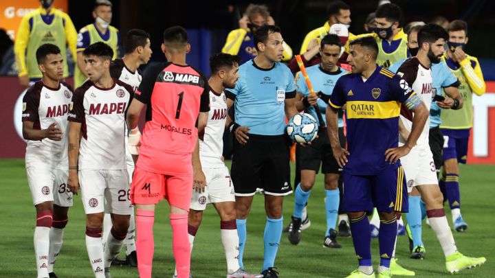 Boca Juniors recibió a Lanús en el estadio La Bombonera en el desarrollo de la cuarta jornada de la Copa de la Liga de Argentina en el Grupo D