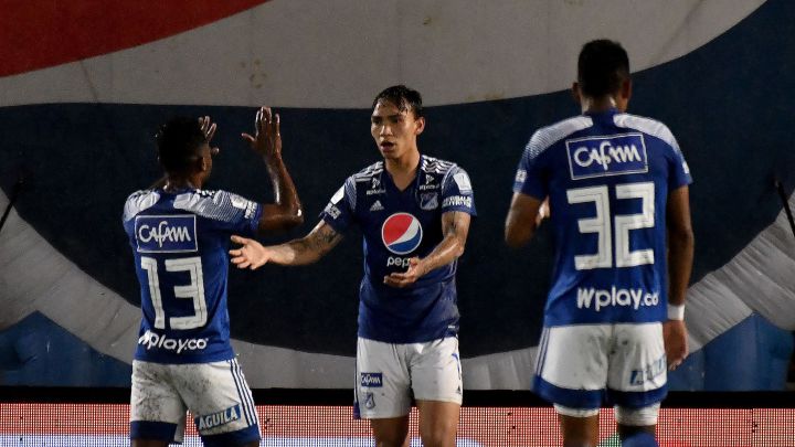 Millonarios goleó a Once Caldas 5-2 en el debut de la liguilla. El equipo azul fue contundente. Emerson Rodríguez y Mackalister Silva, figuras