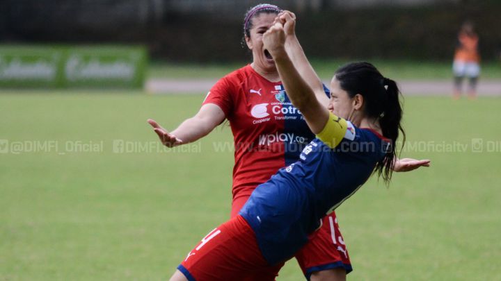 Diana Ospina celebra un gol del DIM