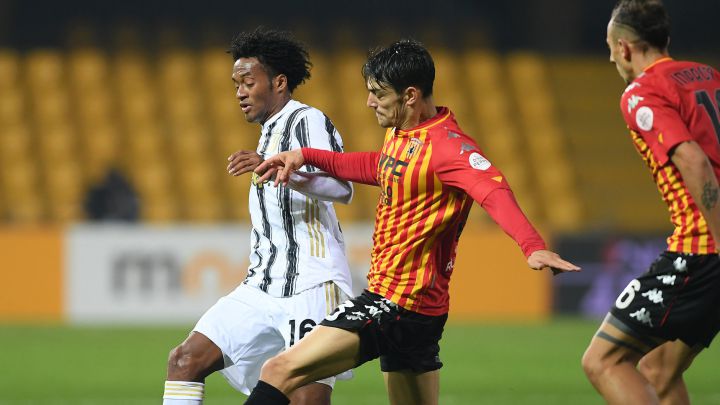 Juan Cuadrado, jugador de la Juventus, recibió la calificación más baja de la defensa por su partido ante Benevento. Tuttosport señala que debe descansar