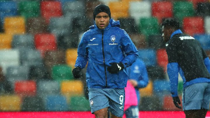 Luis Muriel y Duván Zapata se quedan sin jugar por partido aplazado en Udine