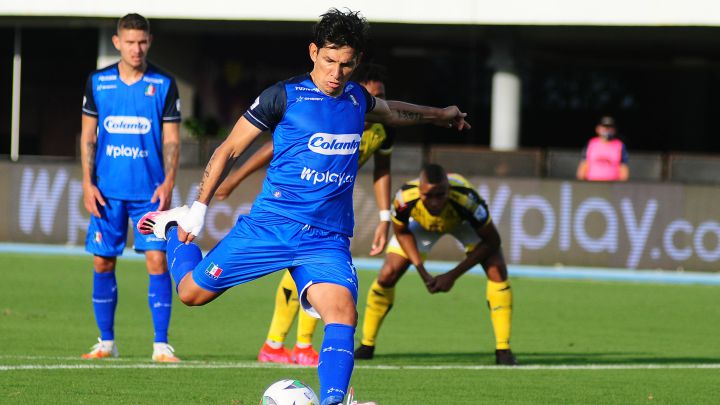 Roberto Ovelar sale de Once Caldas