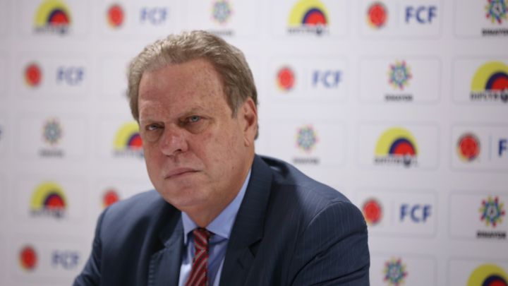 Ramon Jesurún, presidente de la Federación Colombiana de Fútbol dio positivo tras una prueba PCR. El dirigente se encuentra asintomático y aislado