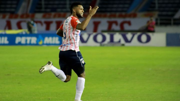 Junior de Barranquilla jugó el encuentro ante Coquimbo Unido solo con dos suplentes. Estose debe al momento por el que pasa el club por el COVID-19