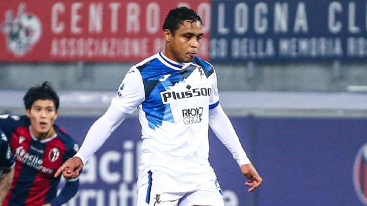 Luis Muriel marcó doblete en el empate de Atalanta ante Bologna.