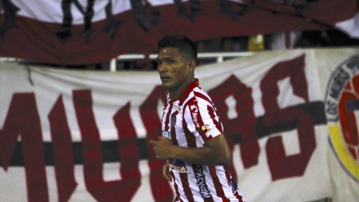Teófilo Gutiérrez, delantero del Junior de Barranquilla, anunció que su etapa en el Junior estaría terminada tras no llegar a un acuerdo con la directiva