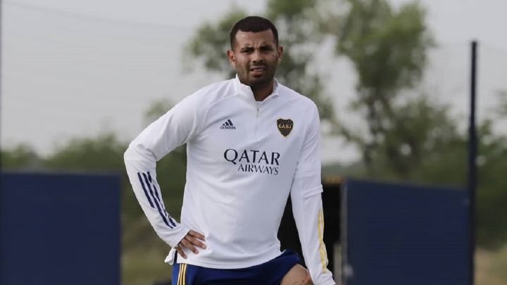 Edwin Cardona, ausente en entrenamiento de Boca Juniors y con reposo por 24 horas.