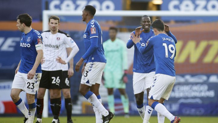 Everton derrota al Rotherham United