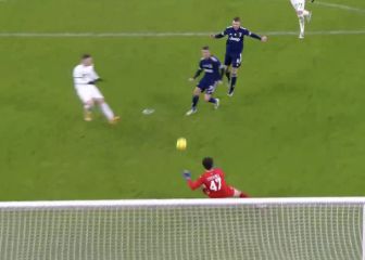 Increíble lo que falla Cristiano solo contra el portero