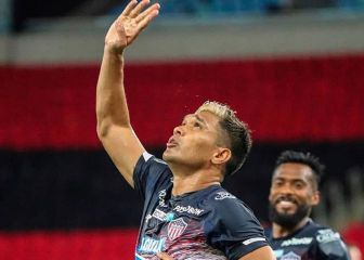 ¿Teo Gutiérrez ficharía por Boca si lo llama Riquelme?