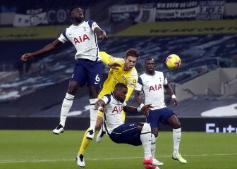 Davinson, presente en empate de Tottenham ante Fulham