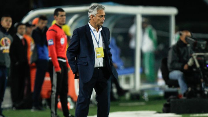 Reinaldo Rueda deja de ser el técnico de la Selección de Chile. De forma oficial, la Federación de Fútbol de ese país anunció la decisión tomada