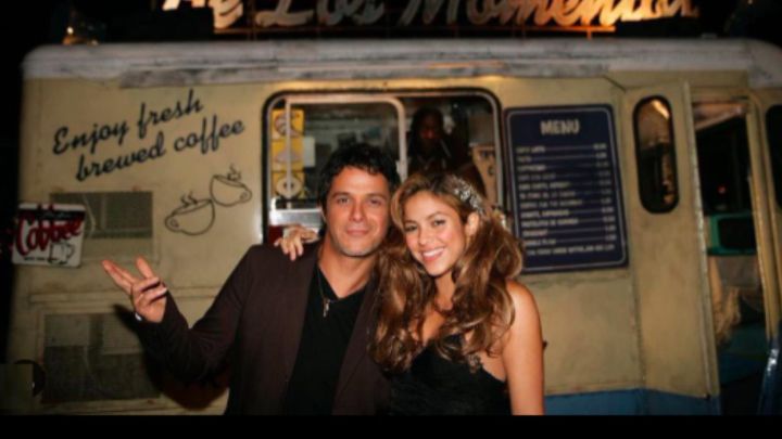 Shakira y Alejandro Sanz: El cantante español recordó una divertida anécdota que vivió junto a la cantante colombiana y una de sus mejores amigas.