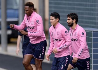 Mina destaca profesionalismo de James y habla de Selección