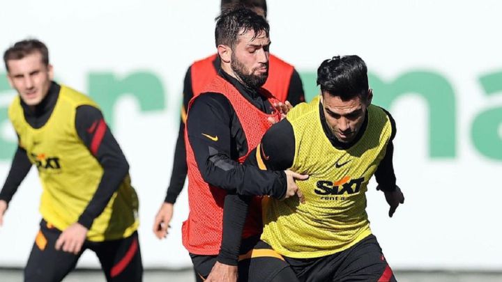 Esposa de Falcao dice que se queda en Galatasaray.