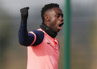 Tottenham descarta regreso de Davinson Sánchez a Ajax