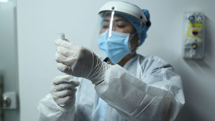 Plan Nacional de vacunación en Colombia: así sería el cronograma con novedades y procedimientos