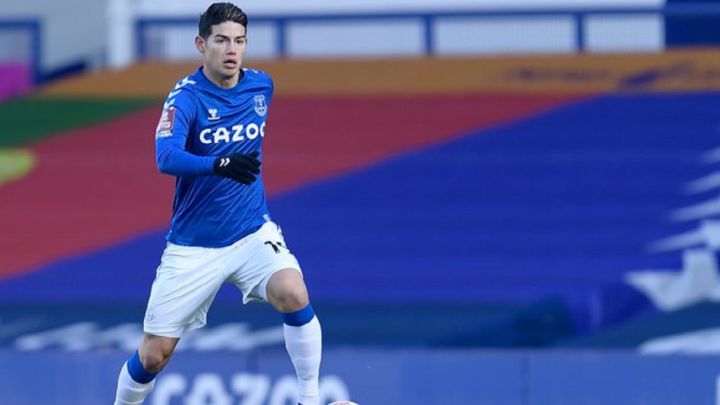 James Rodríguez sería titular ante Manchester United