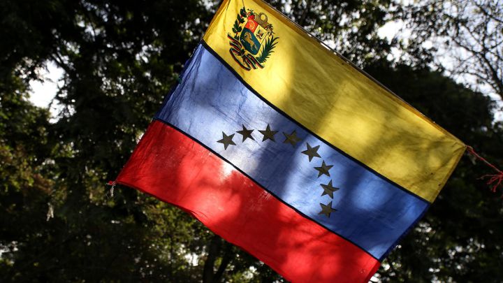 El Gobierno Nacional anunció que regularizará a los venezolanos que están en Colombia y estos podrán adquirir visa de residentes en el país.