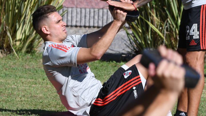 Rafael Santos Borré, convocado por Gallardo para Copa Argentina