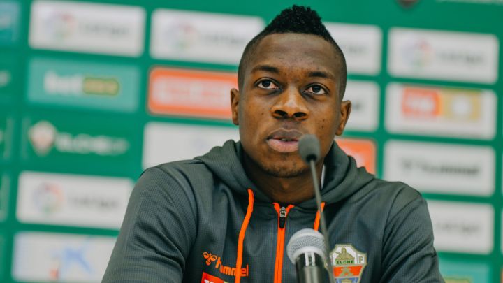Helibelton Palacios fue presentado como nuevo jugador del Elche