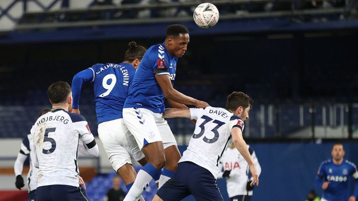 Everton clasifica a cuartos de FA Cup tras vencer a Tottenham 5-4